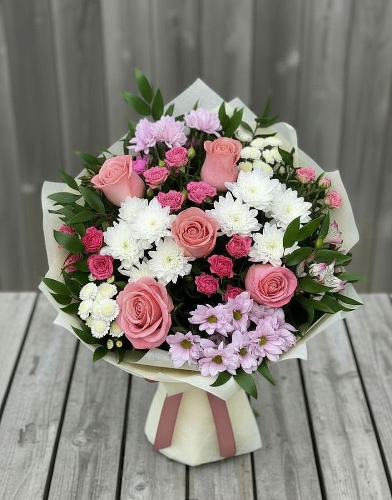 Букет цветов из: Альстромерии, Гвоздики, Розы и Хризантемы в Владимиро-Александровском