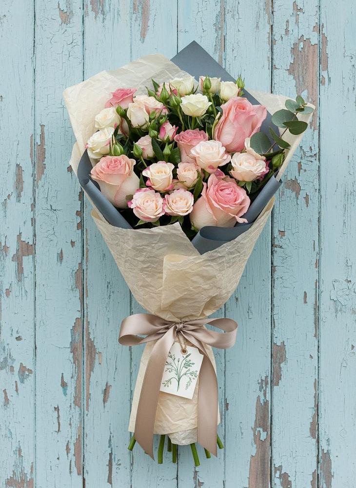 Букет цветов из: Розы в Владимиро-Александровском