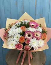 Букет цветов из:  Розы, Герберы и Хризантемы в Владимиро-Александровском