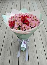 Букет цветов из:  Альстромерии в Владимиро-Александровском