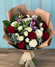 Букет цветов из:  Розы и Альстромерии в Владимиро-Александровском