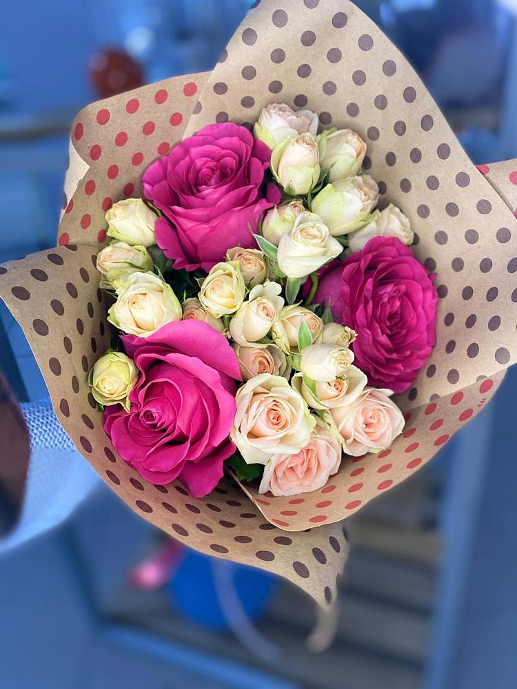 Букет цветов из: Розы в Владимиро-Александровском