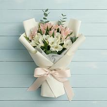 Букет цветов из:  Альстромерии в Владимиро-Александровском