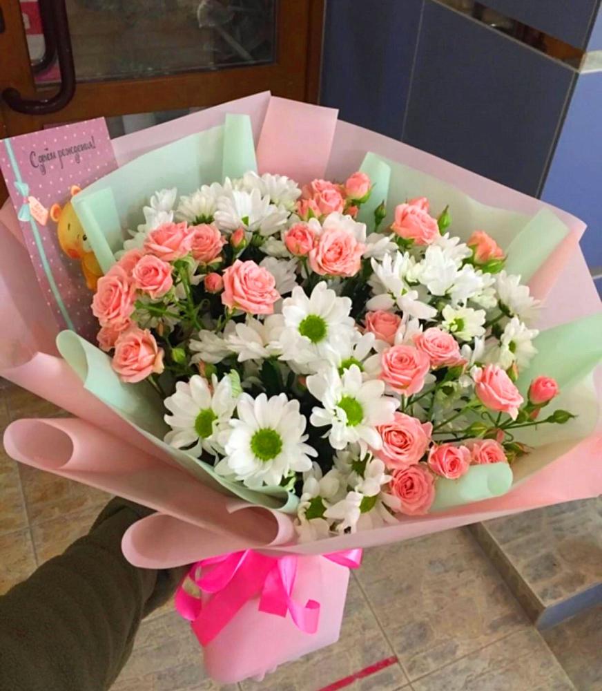 Букет цветов из: Розы и Хризантемы в Владимиро-Александровском