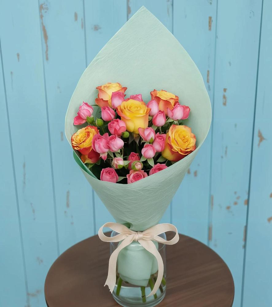 Букет цветов из: Розы в Владимиро-Александровском