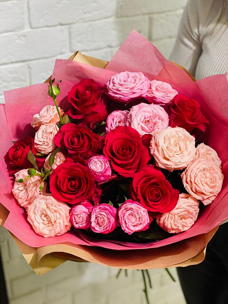 Букет цветов из: Розы в Владимиро-Александровском