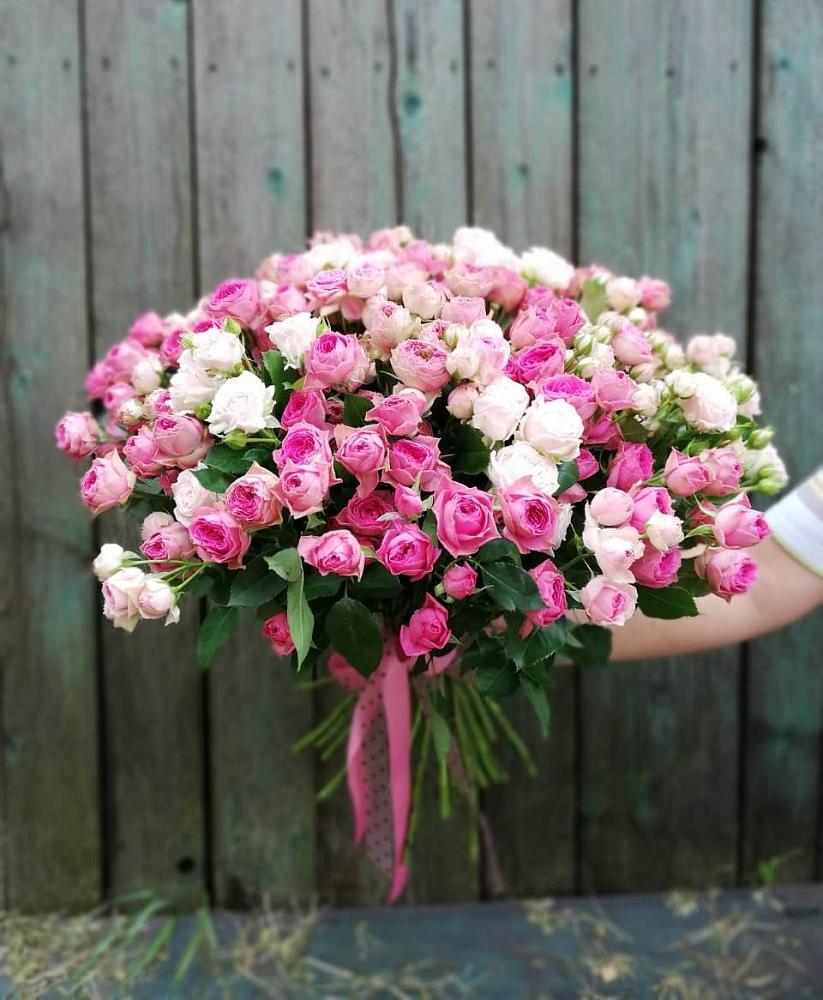 Букет Розовые кустовые розы Натали и Лав Лидия в Владимиро-Александровском