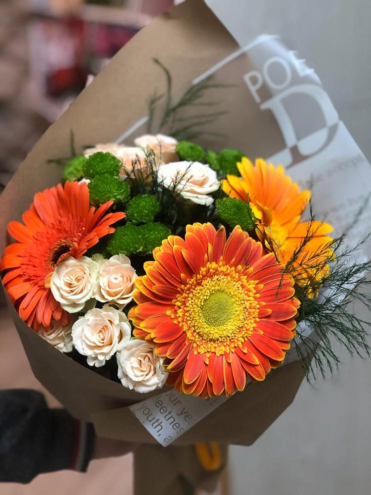 Букет цветов из: Герберы, Хризантемы и Розы в Владимиро-Александровском